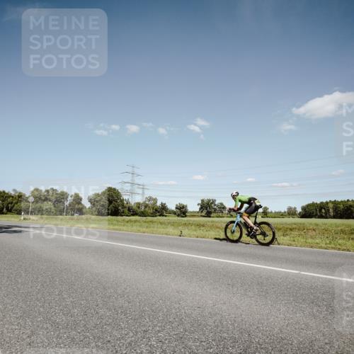 07.09.2025 - 19. Norderstedt Triathlon Michael Burmester http://msf.ph/oto/8852729 07.09.2025 14:37:57 Radfahren 972, 993, 1014, 1422 meine-sportfotos.de