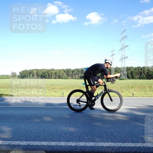 07.09.2025 - 19. Norderstedt Triathlon Michael Burmester http://msf.ph/oto/8852743 07.09.2025 15:55:15 Radfahren 937, 1512, 1549, 1550, 1564, 1581 meine-sportfotos.de