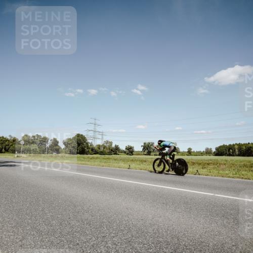 07.09.2025 - 19. Norderstedt Triathlon Michael Burmester http://msf.ph/oto/8852747 07.09.2025 14:38:06 Radfahren 467 meine-sportfotos.de