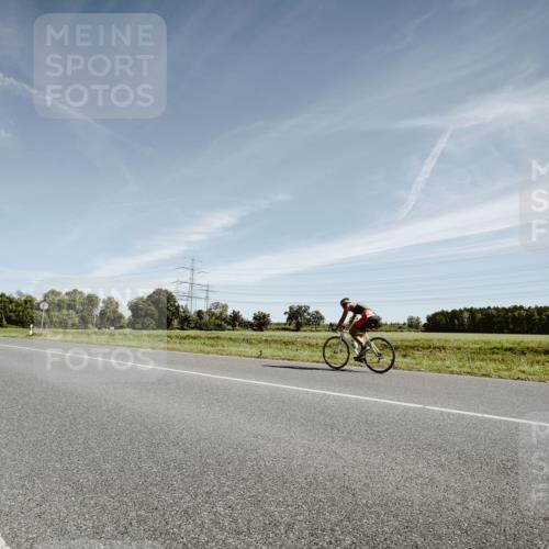 07.09.2025 - 19. Norderstedt Triathlon Michael Burmester http://msf.ph/oto/8852756 07.09.2025 11:39:14 Radfahren 778 meine-sportfotos.de