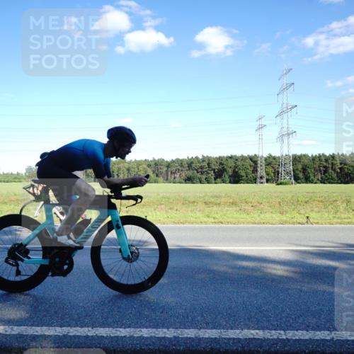 07.09.2025 - 19. Norderstedt Triathlon Michael Burmester http://msf.ph/oto/8852760 07.09.2025 15:55:24 Radfahren 957, 1078, 1523, 1551, 1627 meine-sportfotos.de