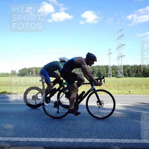 07.09.2025 - 19. Norderstedt Triathlon Michael Burmester http://msf.ph/oto/8852772 07.09.2025 15:55:28 Radfahren 939, 957, 1071, 1403, 1523, 1601, 1627 meine-sportfotos.de