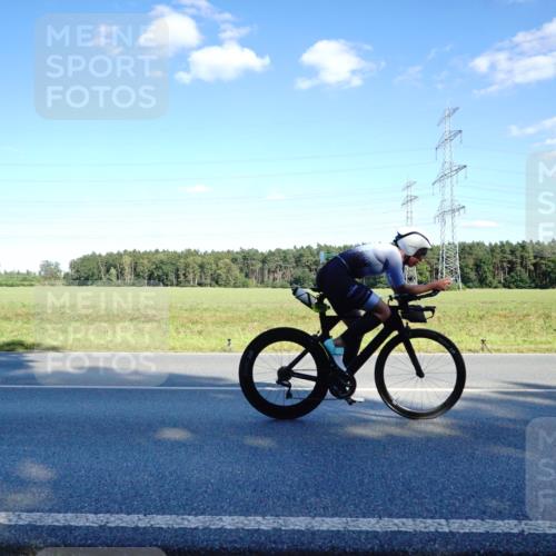 07.09.2025 - 19. Norderstedt Triathlon Michael Burmester http://msf.ph/oto/8852777 07.09.2025 15:55:31 Radfahren 939, 1071, 1094, 1403, 1574, 1601 meine-sportfotos.de