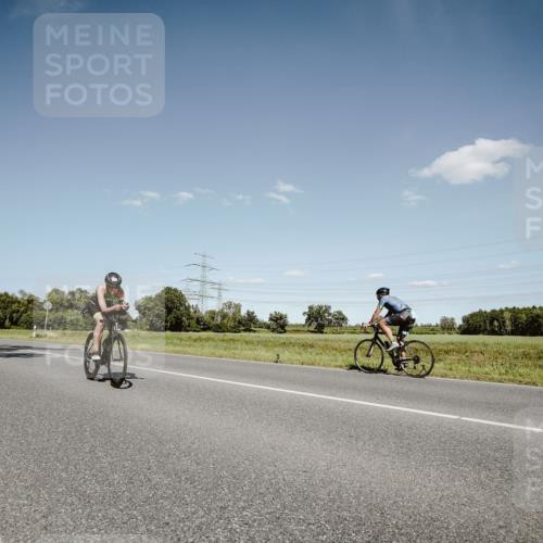 07.09.2025 - 19. Norderstedt Triathlon Michael Burmester http://msf.ph/oto/8852778 07.09.2025 14:38:35 Radfahren 398, 459, 476 meine-sportfotos.de
