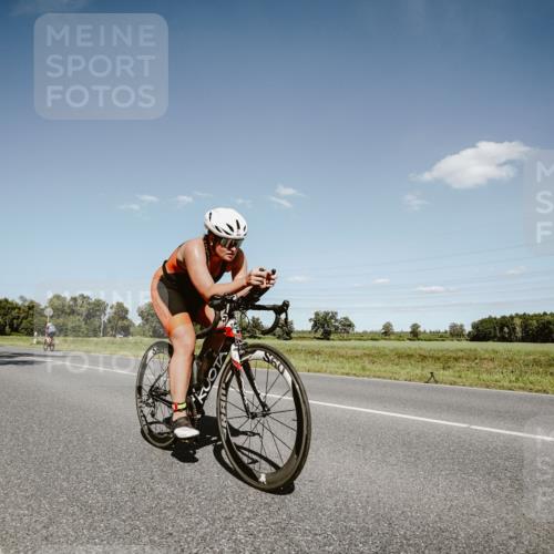 07.09.2025 - 19. Norderstedt Triathlon Michael Burmester http://msf.ph/oto/8852802 07.09.2025 14:38:43 Radfahren 450, 460, 1008, 1404, 1507 meine-sportfotos.de