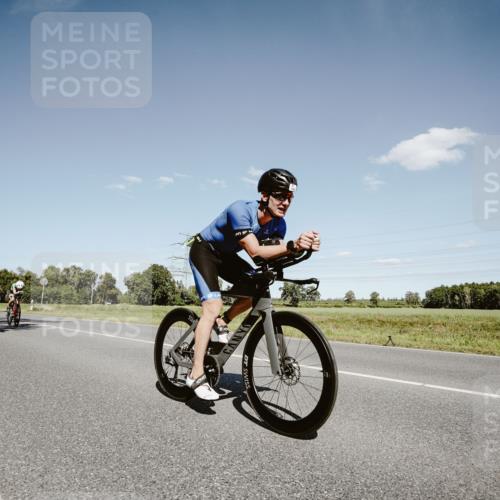 07.09.2025 - 19. Norderstedt Triathlon Michael Burmester http://msf.ph/oto/8852806 07.09.2025 14:38:44 Radfahren 450, 460, 1008, 1404, 1507 meine-sportfotos.de
