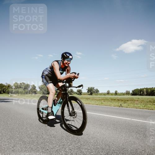 07.09.2025 - 19. Norderstedt Triathlon Michael Burmester http://msf.ph/oto/8852819 07.09.2025 14:38:50 Radfahren 365 meine-sportfotos.de