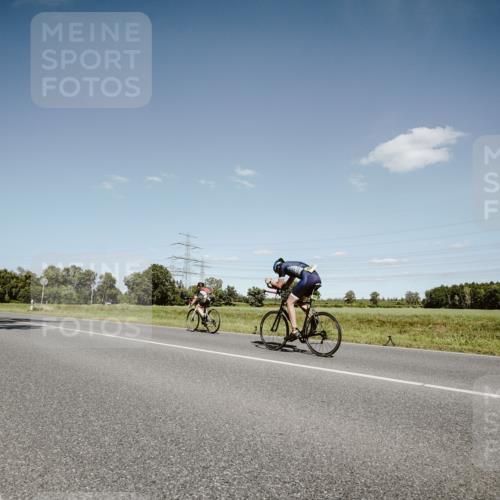 07.09.2025 - 19. Norderstedt Triathlon Michael Burmester http://msf.ph/oto/8852830 07.09.2025 14:39:06 Radfahren 1026 meine-sportfotos.de