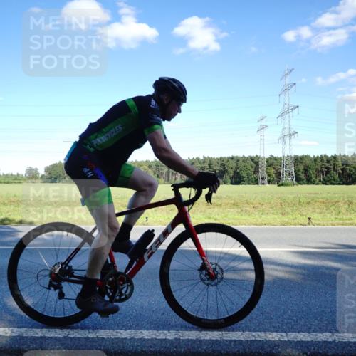 07.09.2025 - 19. Norderstedt Triathlon Michael Burmester http://msf.ph/oto/8852857 07.09.2025 15:56:11 Radfahren 429, 492, 1524 meine-sportfotos.de