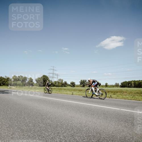 07.09.2025 - 19. Norderstedt Triathlon Michael Burmester http://msf.ph/oto/8852868 07.09.2025 14:39:31 Radfahren 379 meine-sportfotos.de