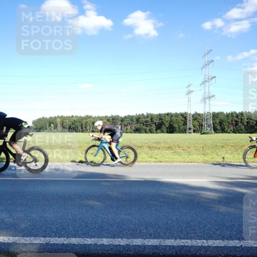 07.09.2025 - 19. Norderstedt Triathlon Michael Burmester http://msf.ph/oto/8852869 07.09.2025 15:56:16 Radfahren 492, 950, 1555, 1610 meine-sportfotos.de