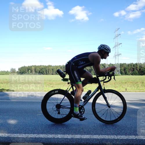07.09.2025 - 19. Norderstedt Triathlon Michael Burmester http://msf.ph/oto/8852876 07.09.2025 15:56:18 Radfahren 950, 1417, 1555, 1610 meine-sportfotos.de