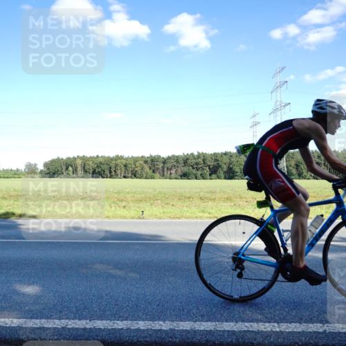 07.09.2025 - 19. Norderstedt Triathlon Michael Burmester http://msf.ph/oto/8852883 07.09.2025 15:56:21 Radfahren 950, 1098, 1417, 1437, 1555 meine-sportfotos.de