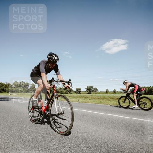 07.09.2025 - 19. Norderstedt Triathlon Michael Burmester http://msf.ph/oto/8852893 07.09.2025 14:39:59 Radfahren 428, 478, 982, 1486 meine-sportfotos.de