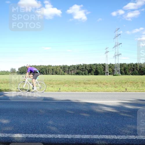 07.09.2025 - 19. Norderstedt Triathlon Michael Burmester http://msf.ph/oto/8852895 07.09.2025 15:56:30 Radfahren 552, 1475, 1588 meine-sportfotos.de