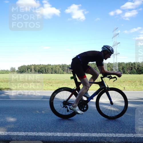 07.09.2025 - 19. Norderstedt Triathlon Michael Burmester http://msf.ph/oto/8852902 07.09.2025 15:56:33 Radfahren 930, 1475, 1556, 1588, 1607 meine-sportfotos.de