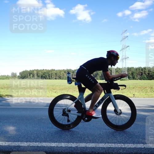 07.09.2025 - 19. Norderstedt Triathlon Michael Burmester http://msf.ph/oto/8852907 07.09.2025 15:56:36 Radfahren 930, 945, 1556, 1579, 1607 meine-sportfotos.de