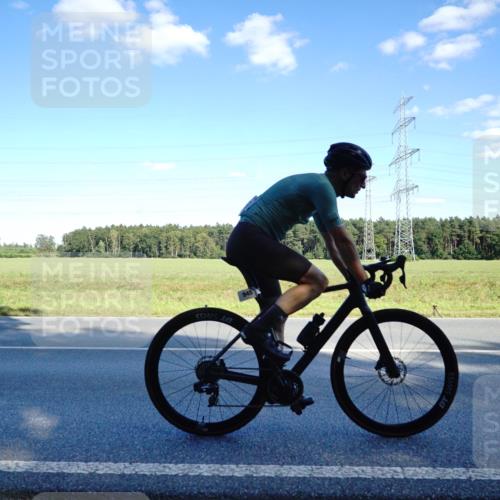07.09.2025 - 19. Norderstedt Triathlon Michael Burmester http://msf.ph/oto/8852909 07.09.2025 15:56:36 Radfahren 930, 945, 1556, 1579, 1607 meine-sportfotos.de