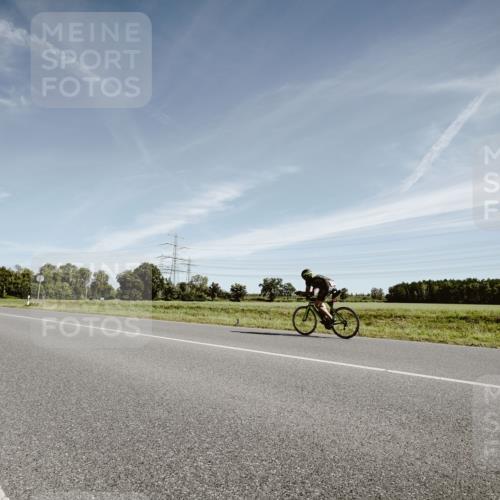 07.09.2025 - 19. Norderstedt Triathlon Michael Burmester http://msf.ph/oto/8852911 07.09.2025 11:41:14 Radfahren  meine-sportfotos.de