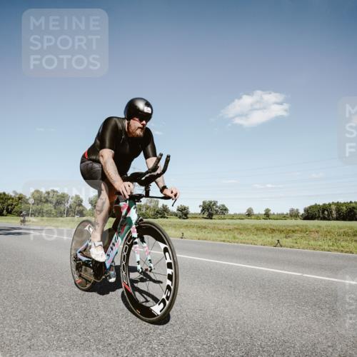 07.09.2025 - 19. Norderstedt Triathlon Michael Burmester http://msf.ph/oto/8852917 07.09.2025 14:40:20 Radfahren 1459 meine-sportfotos.de
