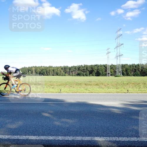 07.09.2025 - 19. Norderstedt Triathlon Michael Burmester http://msf.ph/oto/8852920 07.09.2025 15:56:43 Radfahren 401 meine-sportfotos.de