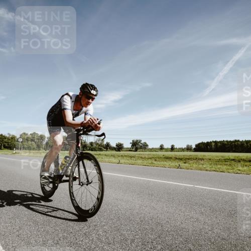 07.09.2025 - 19. Norderstedt Triathlon Michael Burmester http://msf.ph/oto/8852922 07.09.2025 11:41:24 Radfahren 140, 259, 296, 1279 meine-sportfotos.de