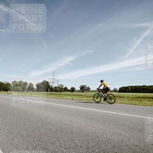 07.09.2025 - 19. Norderstedt Triathlon Michael Burmester http://msf.ph/oto/8852929 07.09.2025 11:41:28 Radfahren 259, 1381 meine-sportfotos.de
