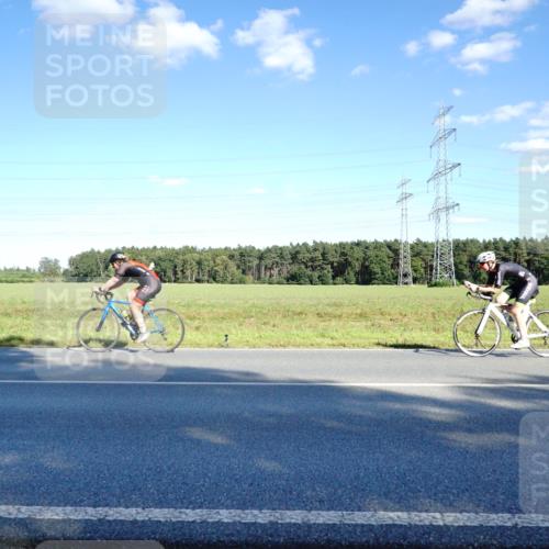 07.09.2025 - 19. Norderstedt Triathlon Michael Burmester http://msf.ph/oto/8852939 07.09.2025 15:56:54 Radfahren 1628 meine-sportfotos.de