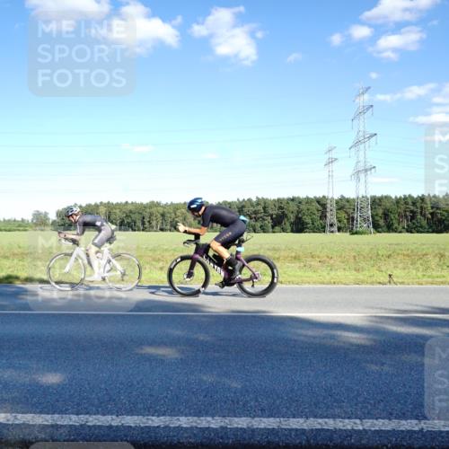 07.09.2025 - 19. Norderstedt Triathlon Michael Burmester http://msf.ph/oto/8852942 07.09.2025 15:56:55 Radfahren 1628 meine-sportfotos.de