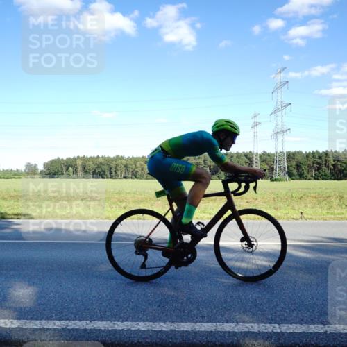 07.09.2025 - 19. Norderstedt Triathlon Michael Burmester http://msf.ph/oto/8852948 07.09.2025 15:57:01 Radfahren 1623 meine-sportfotos.de