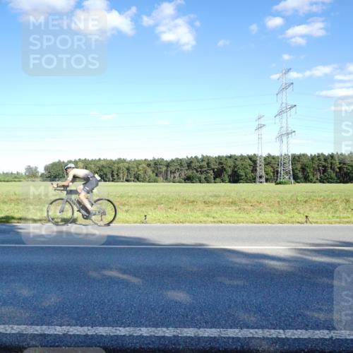 07.09.2025 - 19. Norderstedt Triathlon Michael Burmester http://msf.ph/oto/8852965 07.09.2025 15:57:14 Radfahren 483, 1102, 1621 meine-sportfotos.de