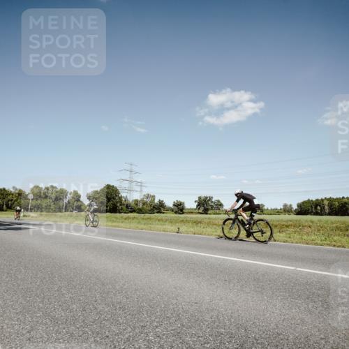 07.09.2025 - 19. Norderstedt Triathlon Michael Burmester http://msf.ph/oto/8852973 07.09.2025 14:41:04 Radfahren  meine-sportfotos.de