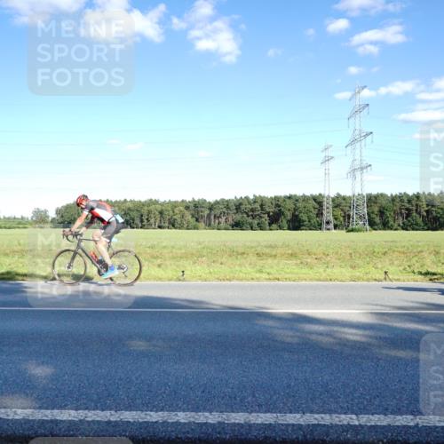 07.09.2025 - 19. Norderstedt Triathlon Michael Burmester http://msf.ph/oto/8852983 07.09.2025 15:57:25 Radfahren 421, 932, 1055, 1423, 1429, 1529, 1546 meine-sportfotos.de