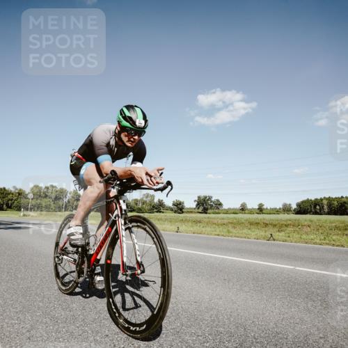 07.09.2025 - 19. Norderstedt Triathlon Michael Burmester http://msf.ph/oto/8852991 07.09.2025 14:41:19 Radfahren 437, 454, 990, 992, 1501 meine-sportfotos.de