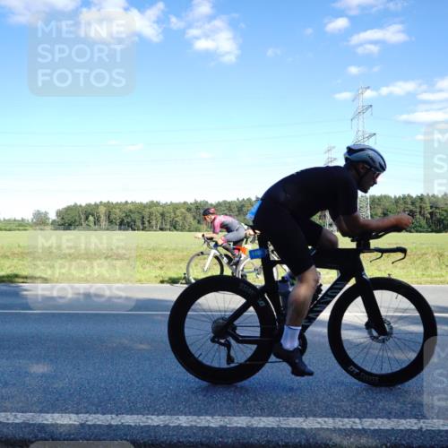 07.09.2025 - 19. Norderstedt Triathlon Michael Burmester http://msf.ph/oto/8852993 07.09.2025 15:57:31 Radfahren 526, 932, 946, 1458 meine-sportfotos.de