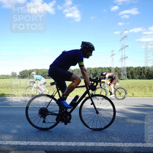 07.09.2025 - 19. Norderstedt Triathlon Michael Burmester http://msf.ph/oto/8852995 07.09.2025 15:57:34 Radfahren 946, 1458 meine-sportfotos.de