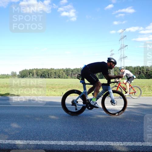 07.09.2025 - 19. Norderstedt Triathlon Michael Burmester http://msf.ph/oto/8853004 07.09.2025 15:57:54 Radfahren 1066, 1415, 1560 meine-sportfotos.de