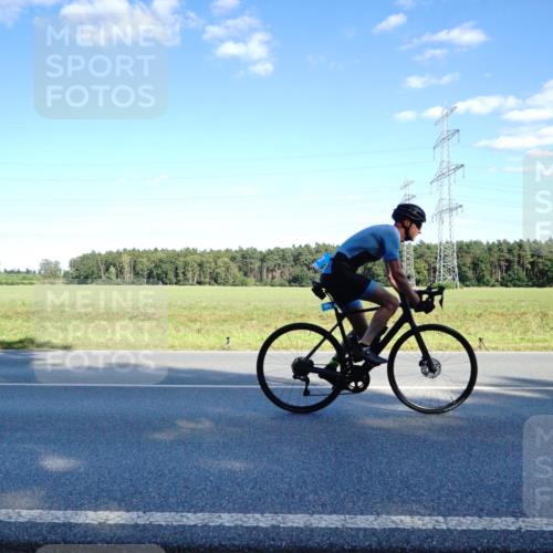 07.09.2025 - 19. Norderstedt Triathlon Michael Burmester http://msf.ph/oto/8853009 07.09.2025 15:58:01 Radfahren 383, 883, 1567 meine-sportfotos.de