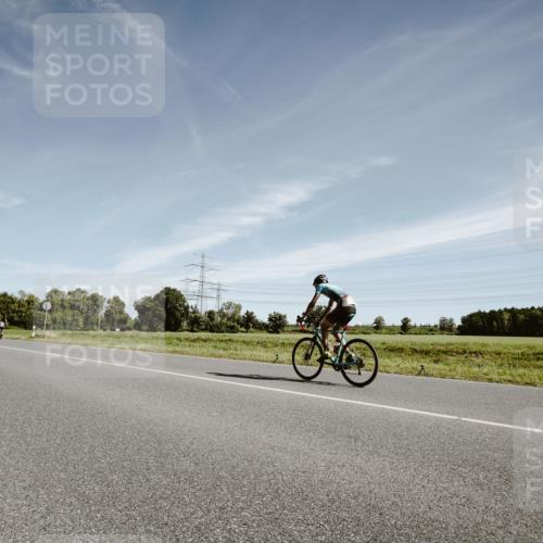 07.09.2025 - 19. Norderstedt Triathlon Michael Burmester http://msf.ph/oto/8853027 07.09.2025 11:43:01 Radfahren 185, 233, 1394 meine-sportfotos.de