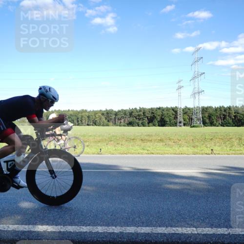 07.09.2025 - 19. Norderstedt Triathlon Michael Burmester http://msf.ph/oto/8853030 07.09.2025 15:58:12 Radfahren 488, 543, 927, 1080, 1514, 1527, 1538 meine-sportfotos.de