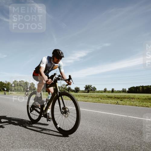 07.09.2025 - 19. Norderstedt Triathlon Michael Burmester http://msf.ph/oto/8853038 07.09.2025 11:43:04 Radfahren 185, 1394 meine-sportfotos.de