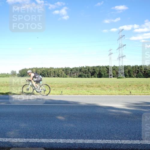 07.09.2025 - 19. Norderstedt Triathlon Michael Burmester http://msf.ph/oto/8853042 07.09.2025 15:58:29 Radfahren 522, 530 meine-sportfotos.de