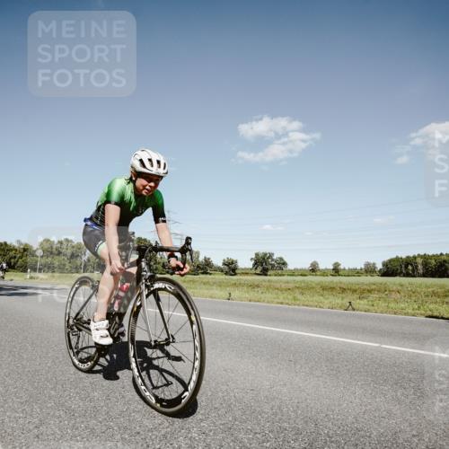07.09.2025 - 19. Norderstedt Triathlon Michael Burmester http://msf.ph/oto/8853046 07.09.2025 14:41:39 Radfahren 1493, 1496 meine-sportfotos.de