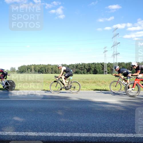 07.09.2025 - 19. Norderstedt Triathlon Michael Burmester http://msf.ph/oto/8853054 07.09.2025 15:58:34 Radfahren 522, 530, 1482, 1575 meine-sportfotos.de