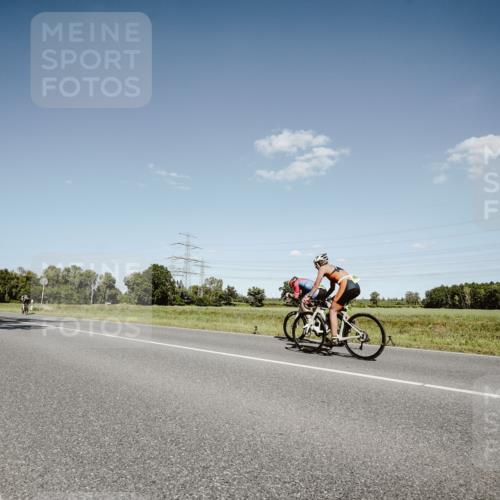 07.09.2025 - 19. Norderstedt Triathlon Michael Burmester http://msf.ph/oto/8853068 07.09.2025 14:41:50 Radfahren 444, 991 meine-sportfotos.de