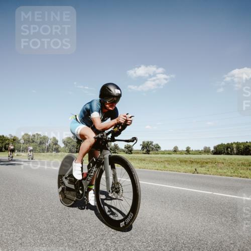 07.09.2025 - 19. Norderstedt Triathlon Michael Burmester http://msf.ph/oto/8853071 07.09.2025 14:41:52 Radfahren 444, 464, 991 meine-sportfotos.de