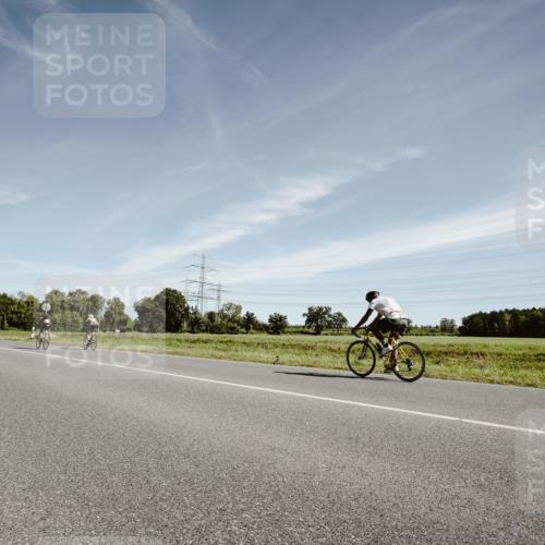 07.09.2025 - 19. Norderstedt Triathlon Michael Burmester http://msf.ph/oto/8853072 07.09.2025 11:44:02 Radfahren  meine-sportfotos.de