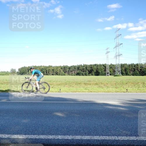 07.09.2025 - 19. Norderstedt Triathlon Michael Burmester http://msf.ph/oto/8853085 07.09.2025 15:58:47 Radfahren 933, 1064, 1449, 1541 meine-sportfotos.de