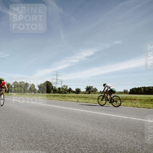 07.09.2025 - 19. Norderstedt Triathlon Michael Burmester http://msf.ph/oto/8853086 07.09.2025 11:44:16 Radfahren 1229 meine-sportfotos.de