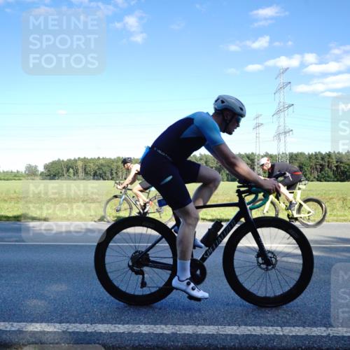 07.09.2025 - 19. Norderstedt Triathlon Michael Burmester http://msf.ph/oto/8853094 07.09.2025 15:58:59 Radfahren 386, 501, 915, 1073, 1632 meine-sportfotos.de
